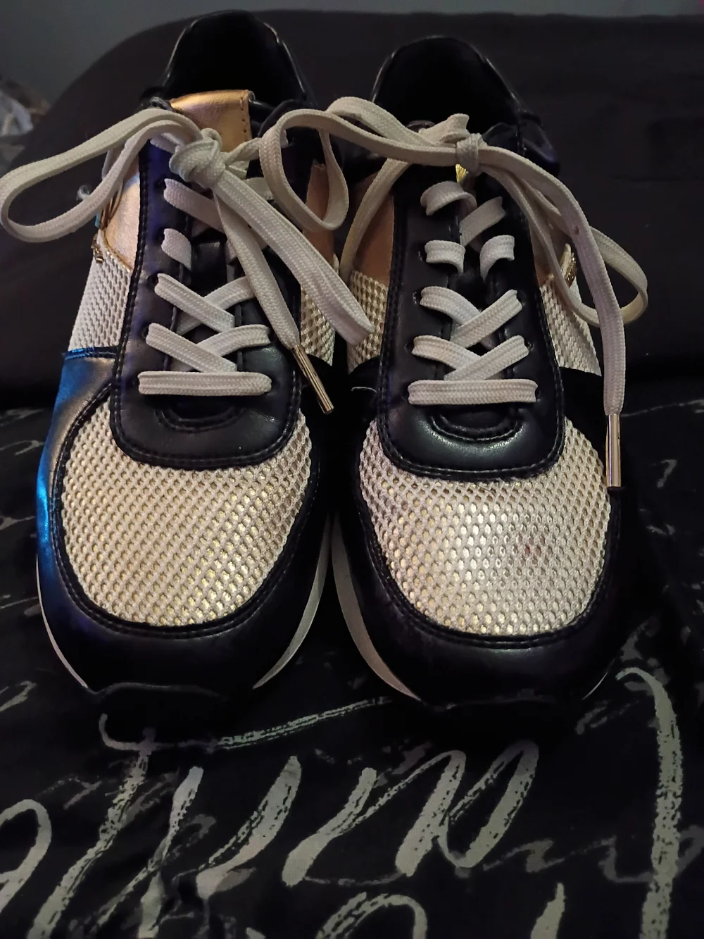 MICHAEL KORS Women's Black & Gold Low-Top Sneakers